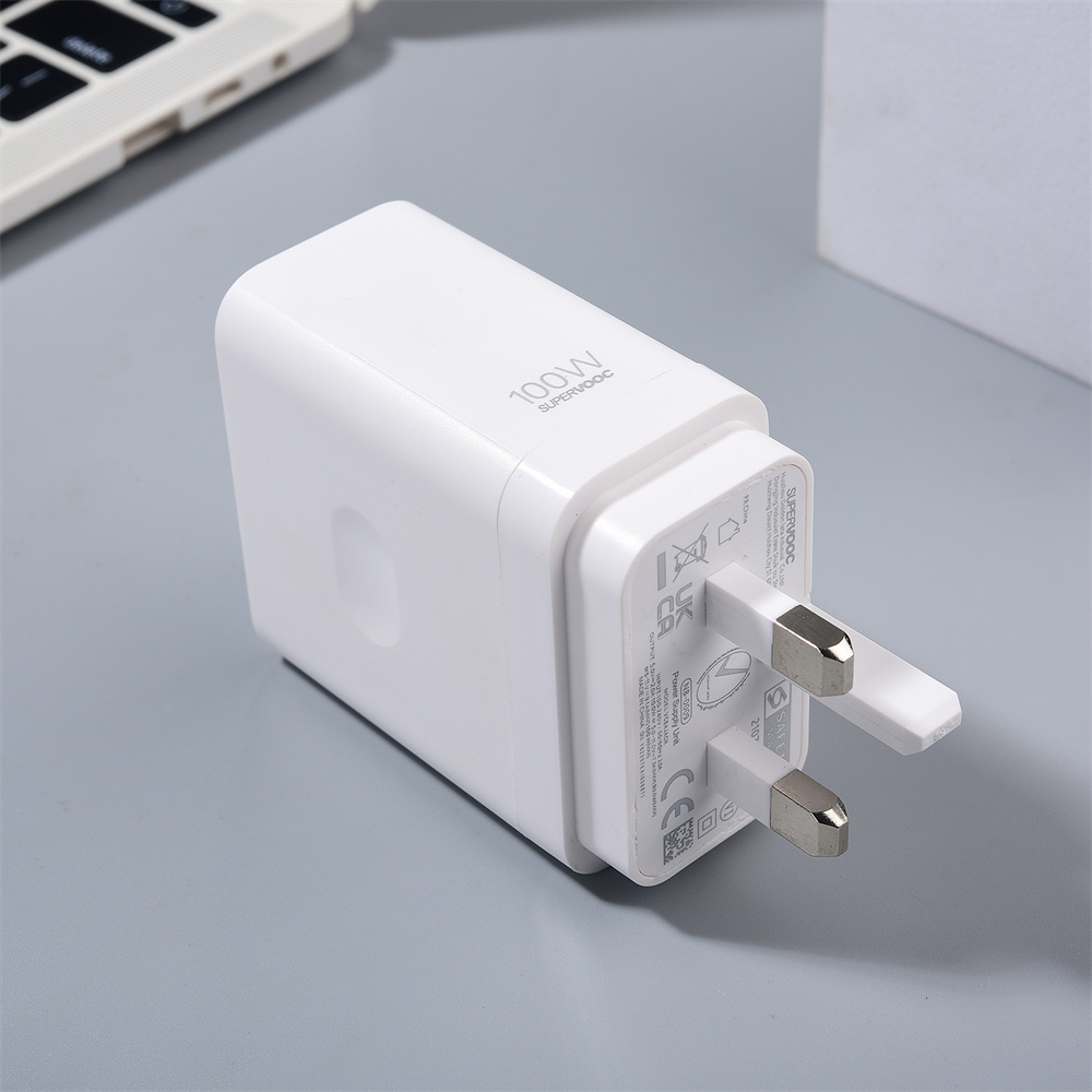 100 W Max Supervooc Ladegerät  – Realme Gt 6 Bewertung und Preis
